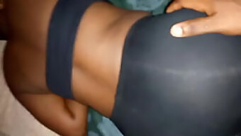 Video Casero De Una Pareja Teniendo Sexo Con Su Hermanastra En Uniforme