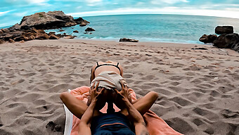 Vacaciones Sexys Con Una Novia Lujuriosa En La Playa