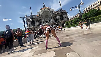 A Latina In A Miniskirt Offers Kisses And Oral Pleasure In Cdmx. Leave Your Comment