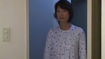 A Mature Stepmother'S Allure: Japanese Adult Film Featuring Gorgeous Breasts