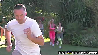 Двойное Проникновение С Большими Сиськами И Задницами В Видео От Brazzers.