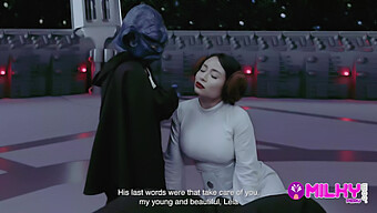 Sith Lord Yoda在情色星球大战恶搞中与公主leia做爱