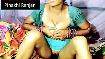 Indian Village Aunt'S Nude Show In Authentic Style