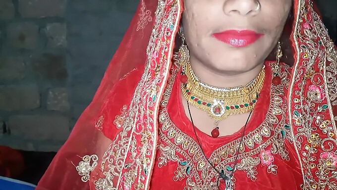 Newlywed Indian Teen'S Explicit Display