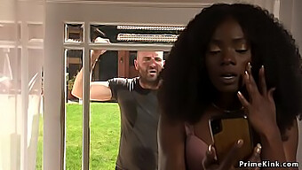 Ebony Schoonheid Vastgebonden En Misbruikt In Extreme Bdsm-Sessie